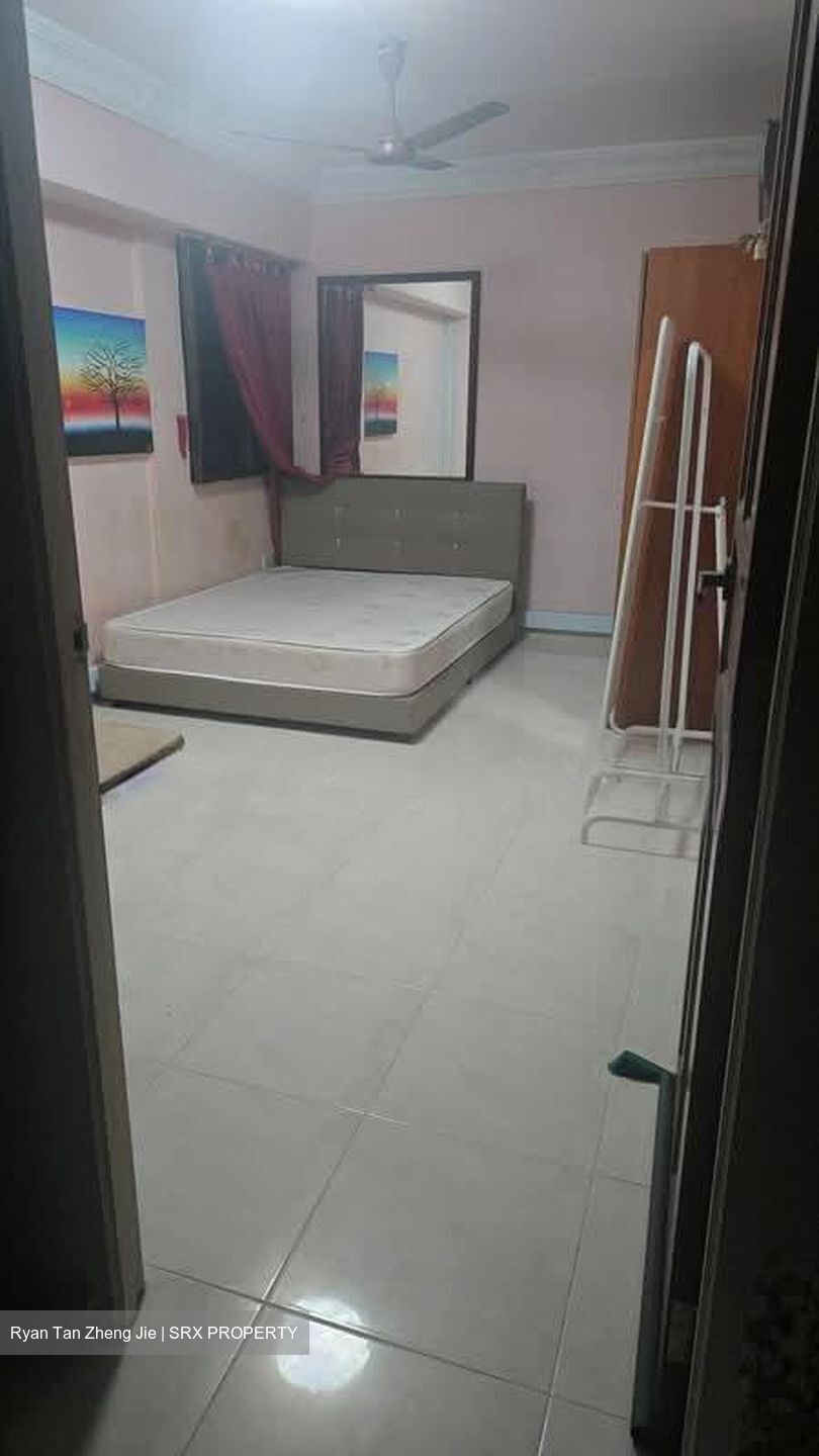 Blk 631 Jurong West Street 65 (Jurong West), HDB 4 Rooms #563973191